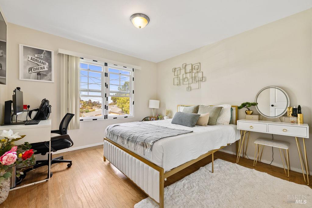 Detail Gallery Image 11 of 30 For 903 Jones Ct, Pinole,  CA 94564 - 2 Beds | 1/1 Baths