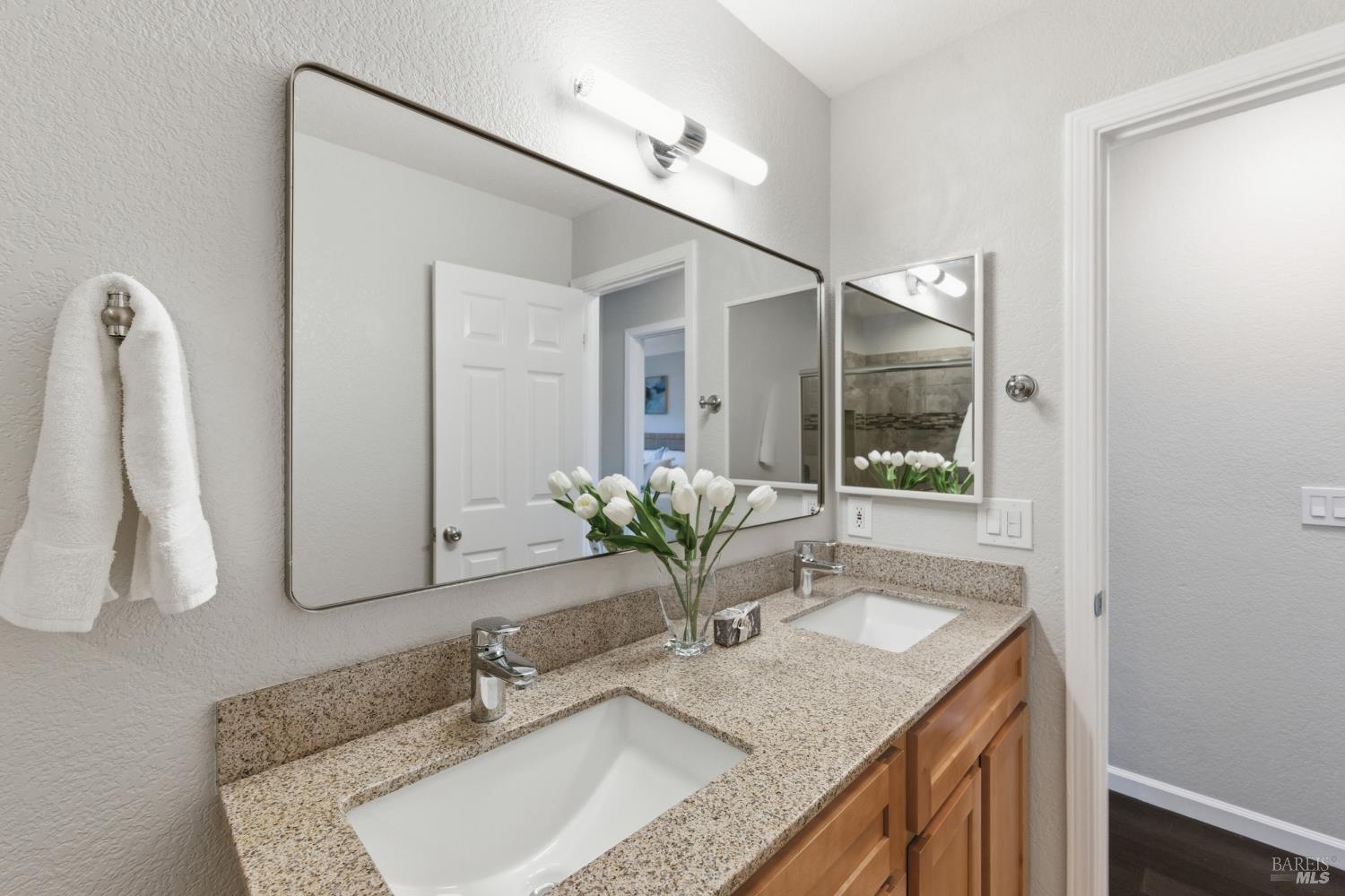 Detail Gallery Image 15 of 26 For 74 Hector Ln, Novato,  CA 94949 - 2 Beds | 1 Baths