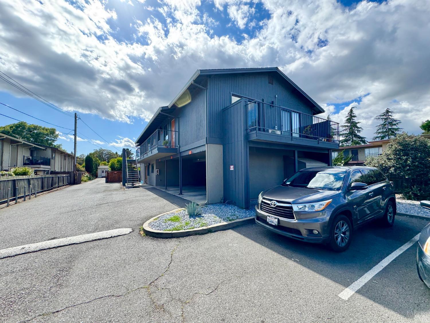 Detail Gallery Image 10 of 77 For 2831 Soscol Ave, Napa,  CA 94558 - – Beds | – Baths