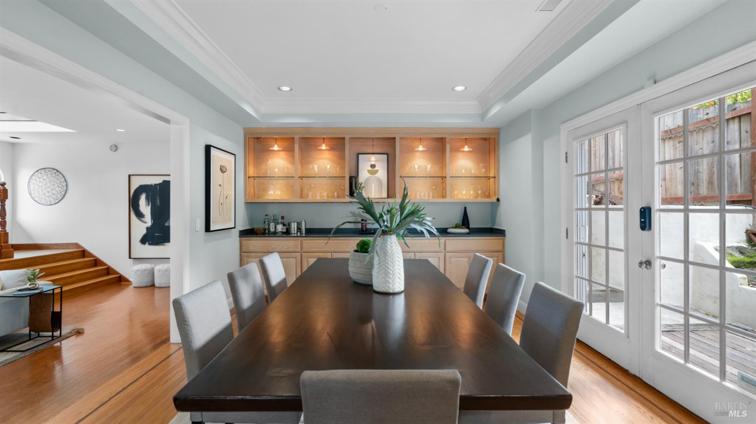 Detail Gallery Image 5 of 62 For 723 Alice St, Novato,  CA 94945 - 5 Beds | 2/1 Baths