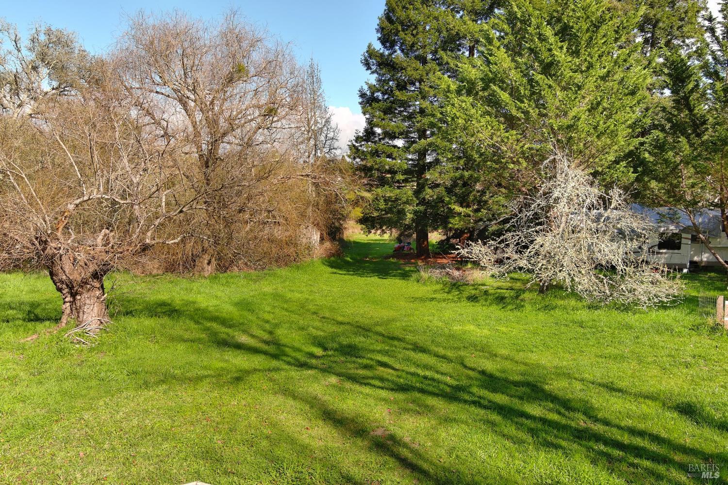 Detail Gallery Image 24 of 25 For 755 Watertrough Rd, Sebastopol,  CA 95472 - 2 Beds | 2 Baths