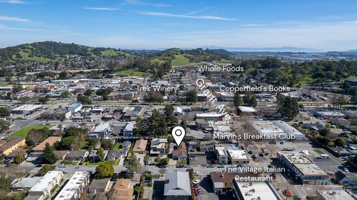 Detail Gallery Image 32 of 36 For 1012 2nd St, Novato,  CA 94945 - 3 Beds | 2/1 Baths