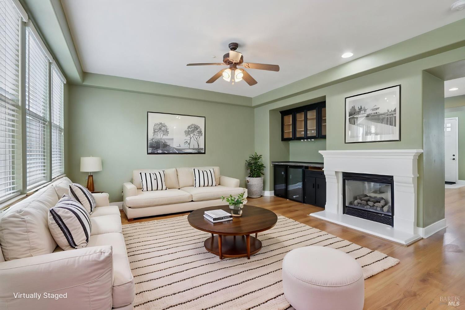 Detail Gallery Image 5 of 44 For 3287 Von Uhlit Ranch Rd, Napa,  CA 94558 - 3 Beds | 2/1 Baths