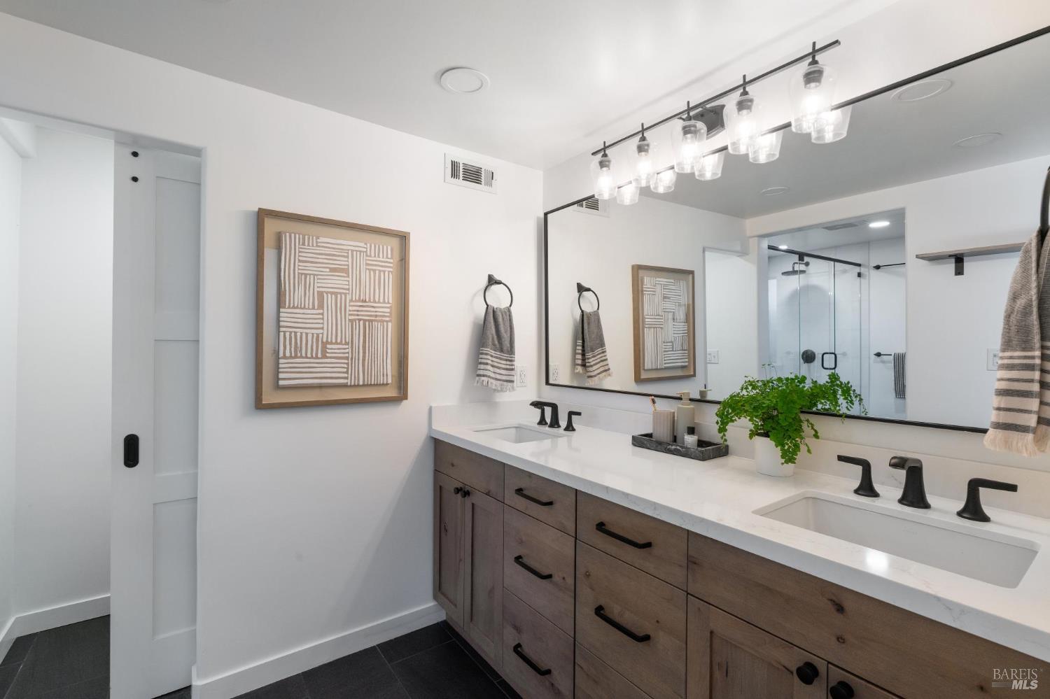 Detail Gallery Image 19 of 28 For 597 Ethel Ave, Mill Valley,  CA 94941 - 3 Beds | 2 Baths