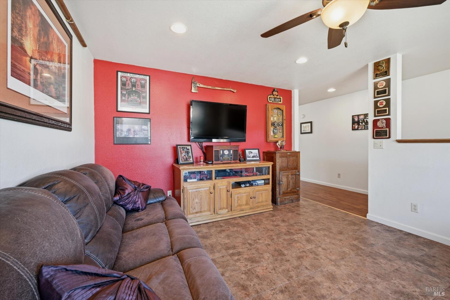 Detail Gallery Image 17 of 35 For 799 19th St, Lakeport,  CA 95453 - 3 Beds | 2 Baths