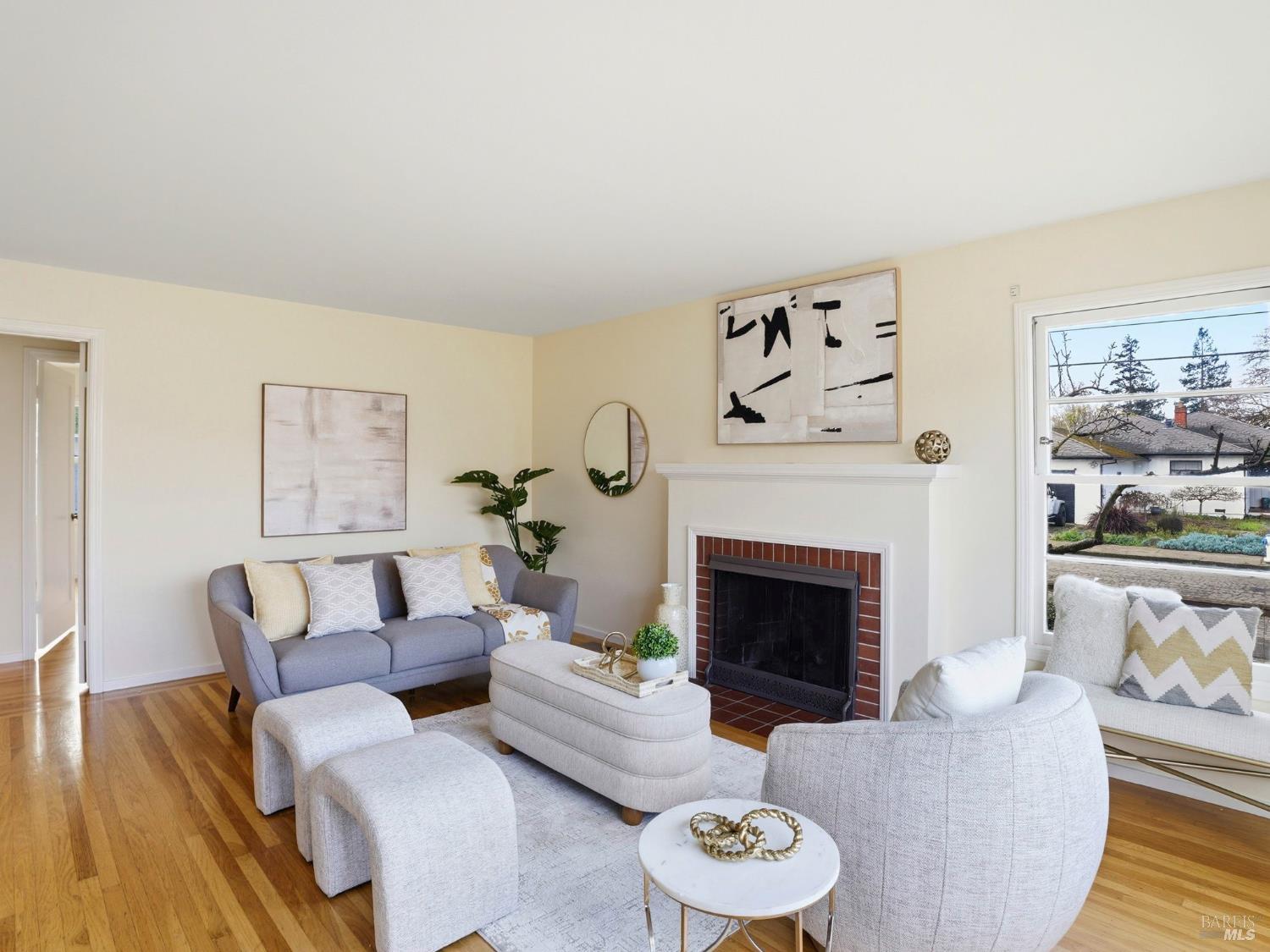 Detail Gallery Image 13 of 36 For 1810 Leonard Ave, Santa Rosa,  CA 95405 - 2 Beds | 1 Baths