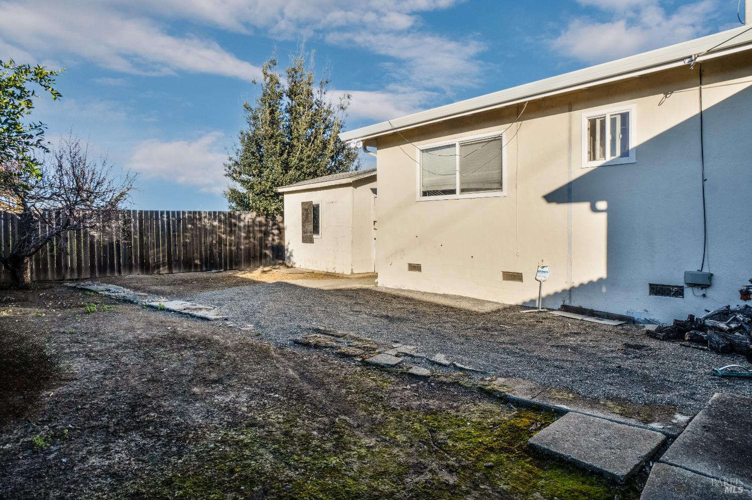 Detail Gallery Image 18 of 22 For 901 Carpino Ave, Pittsburg,  CA 94565 - 3 Beds | 1 Baths