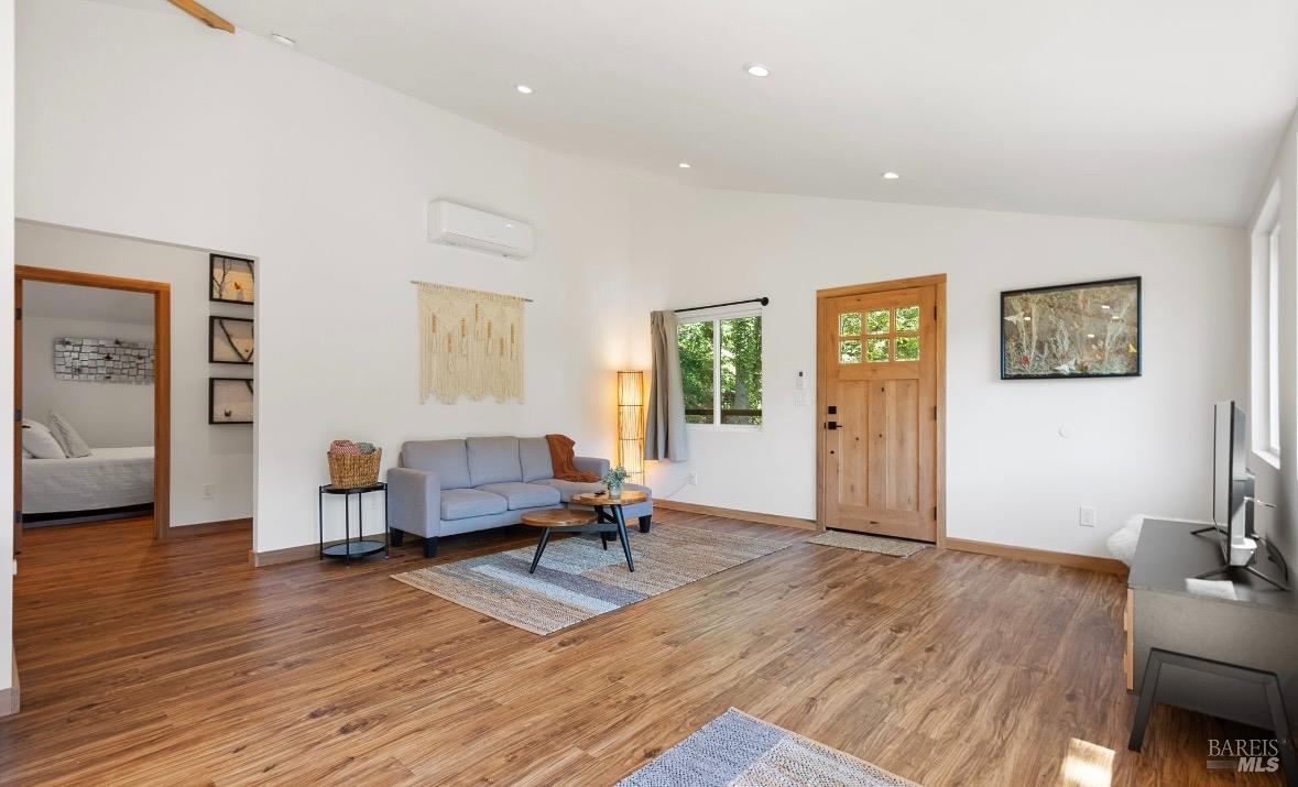 Detail Gallery Image 11 of 51 For 17356 Old Monte Rio Rd, Guerneville,  CA 95446 - 2 Beds | 2 Baths