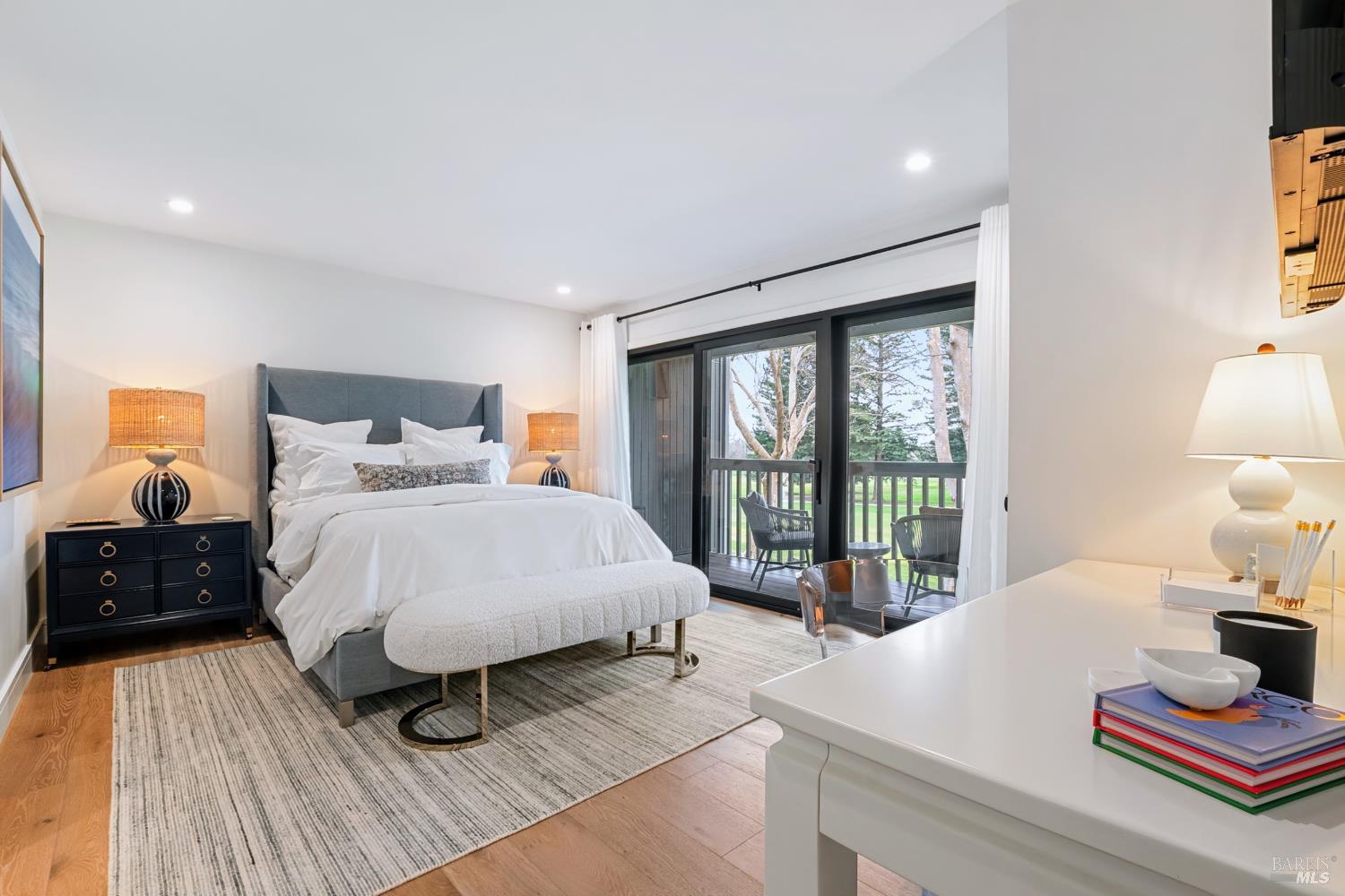 Detail Gallery Image 39 of 64 For 350 Deer Hollow Dr, Napa,  CA 94558 - 4 Beds | 4 Baths