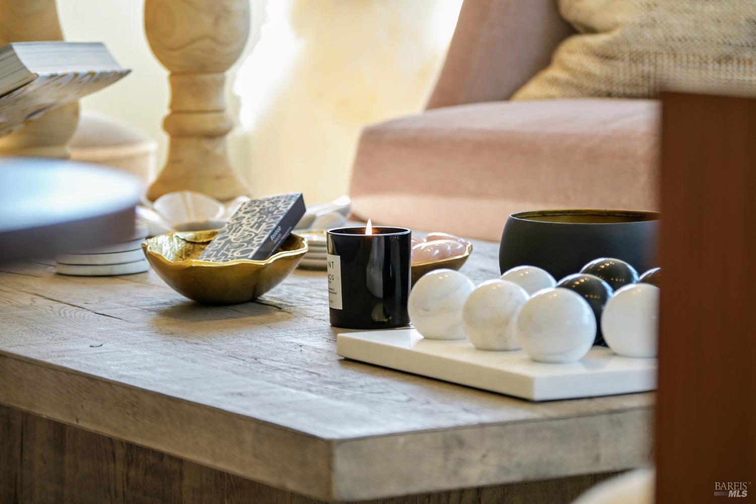 Detail Gallery Image 10 of 64 For 350 Deer Hollow Dr, Napa,  CA 94558 - 4 Beds | 4 Baths