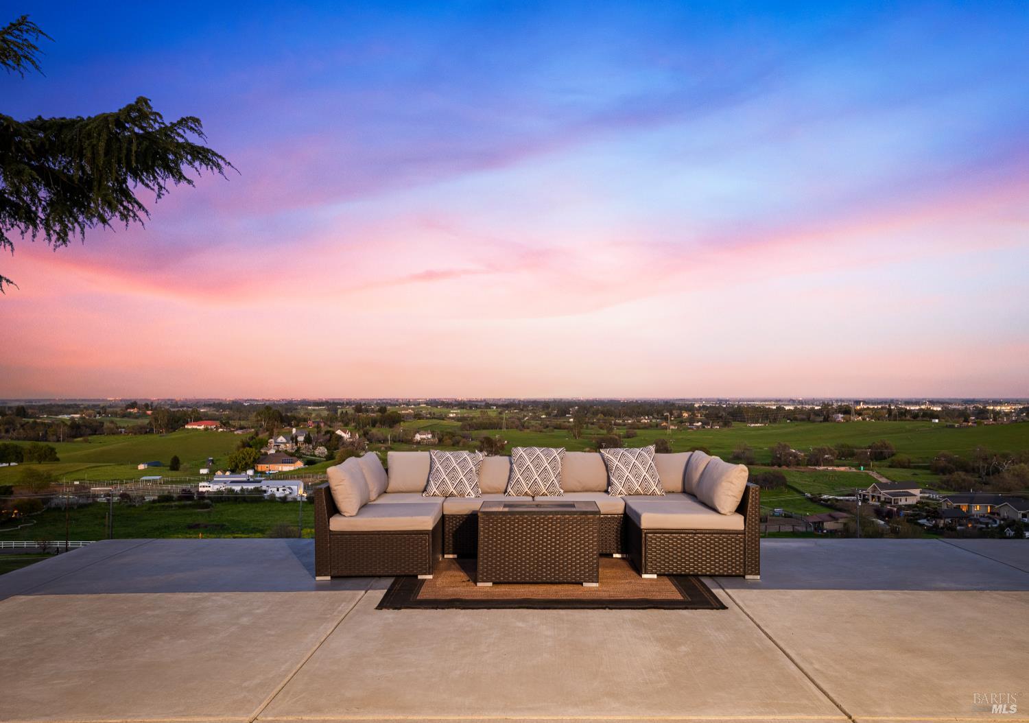 Detail Gallery Image 83 of 98 For 7413 English Hills Rd, Vacaville,  CA 95688 - 7 Beds | 4/1 Baths