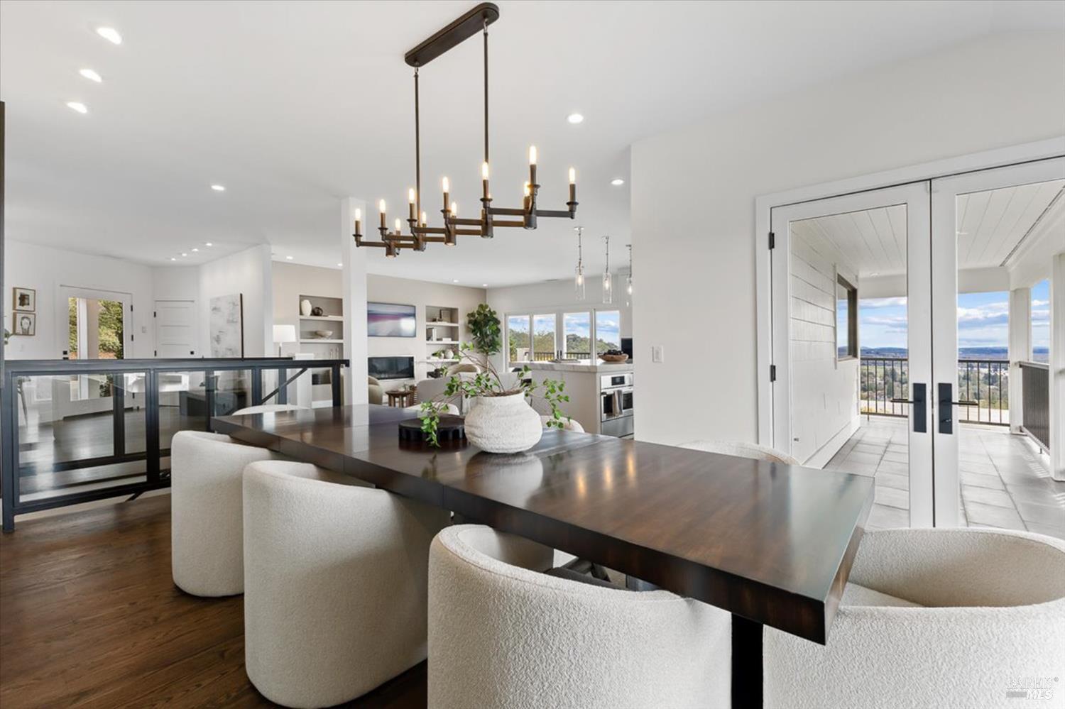 Detail Gallery Image 17 of 78 For 775 Benjamin Way, Healdsburg,  CA 95448 - 4 Beds | 3/2 Baths