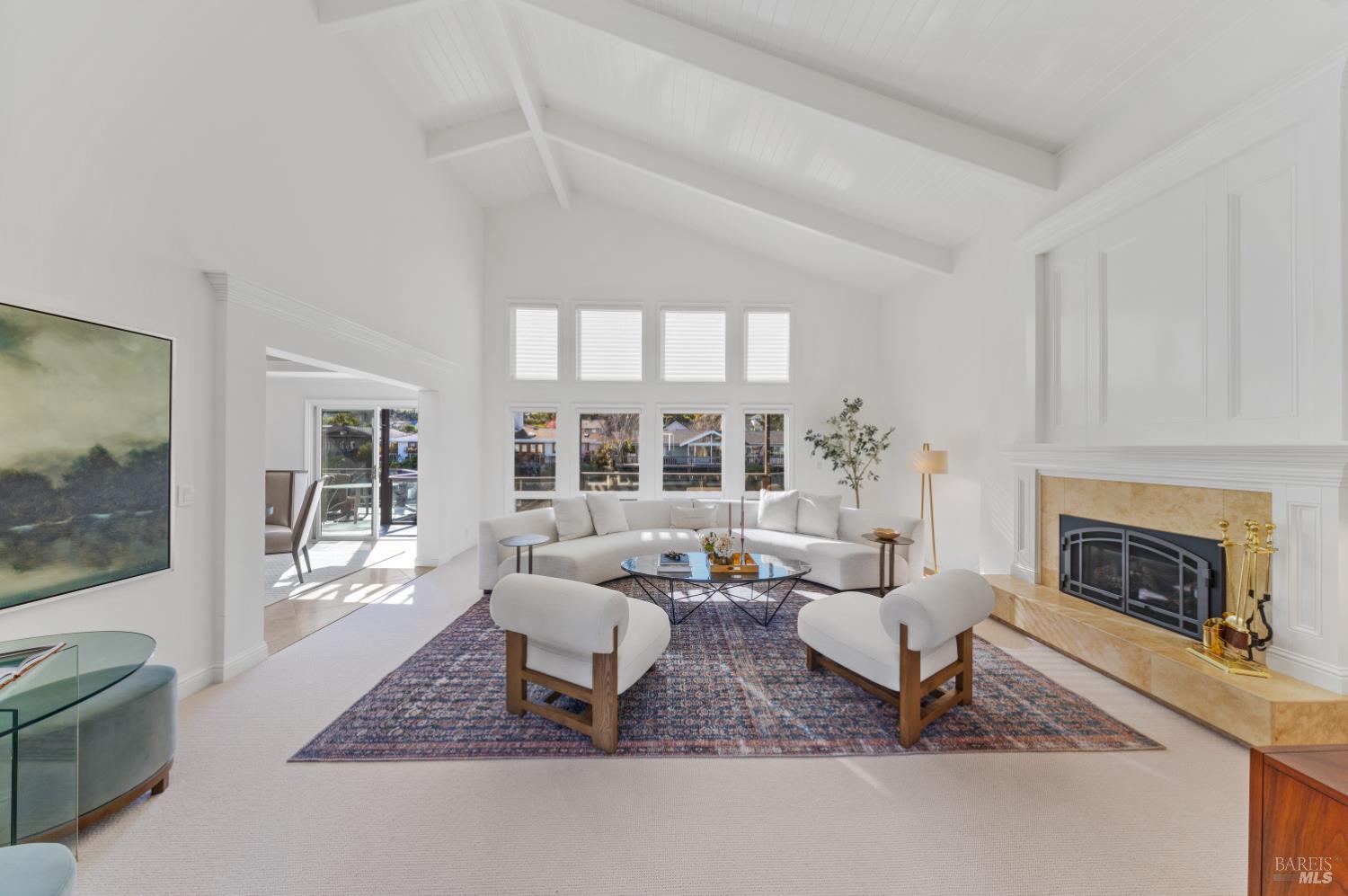 Detail Gallery Image 12 of 42 For 217 Jamaica St, Tiburon,  CA 94920 - 4 Beds | 2/1 Baths