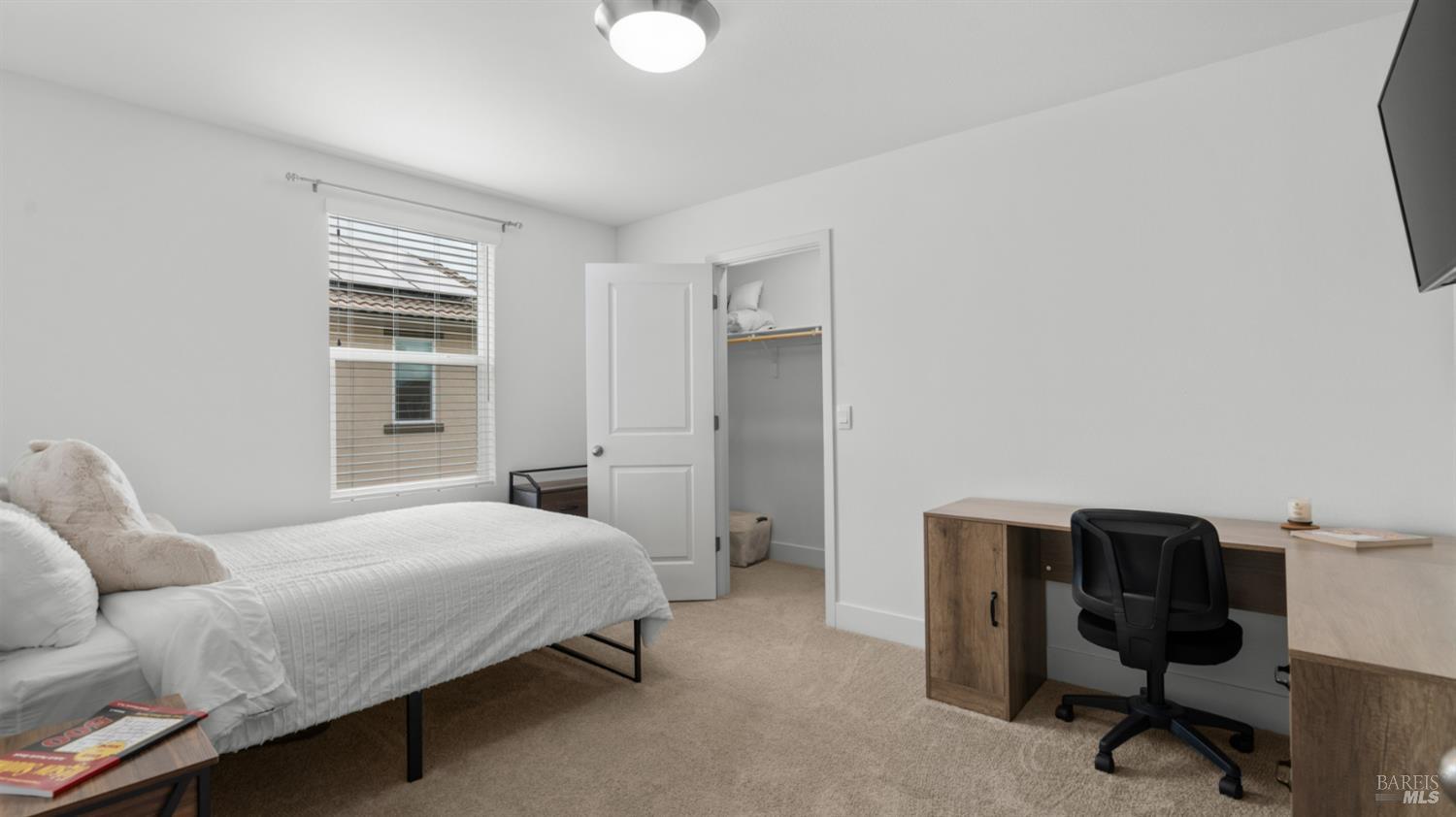 Detail Gallery Image 33 of 47 For 6083 Oak Leaf Pl, Rohnert Park,  CA 94928 - 4 Beds | 2/1 Baths