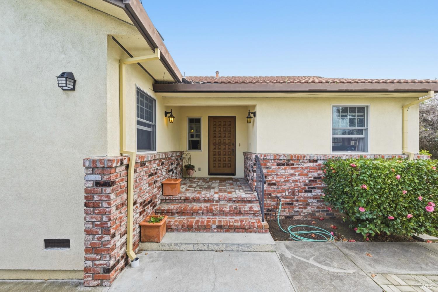 Detail Gallery Image 30 of 53 For 639 E 5th St, Benicia,  CA 94510 - 3 Beds | 2/1 Baths