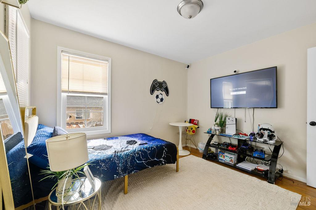 Detail Gallery Image 16 of 30 For 903 Jones Ct, Pinole,  CA 94564 - 2 Beds | 1/1 Baths