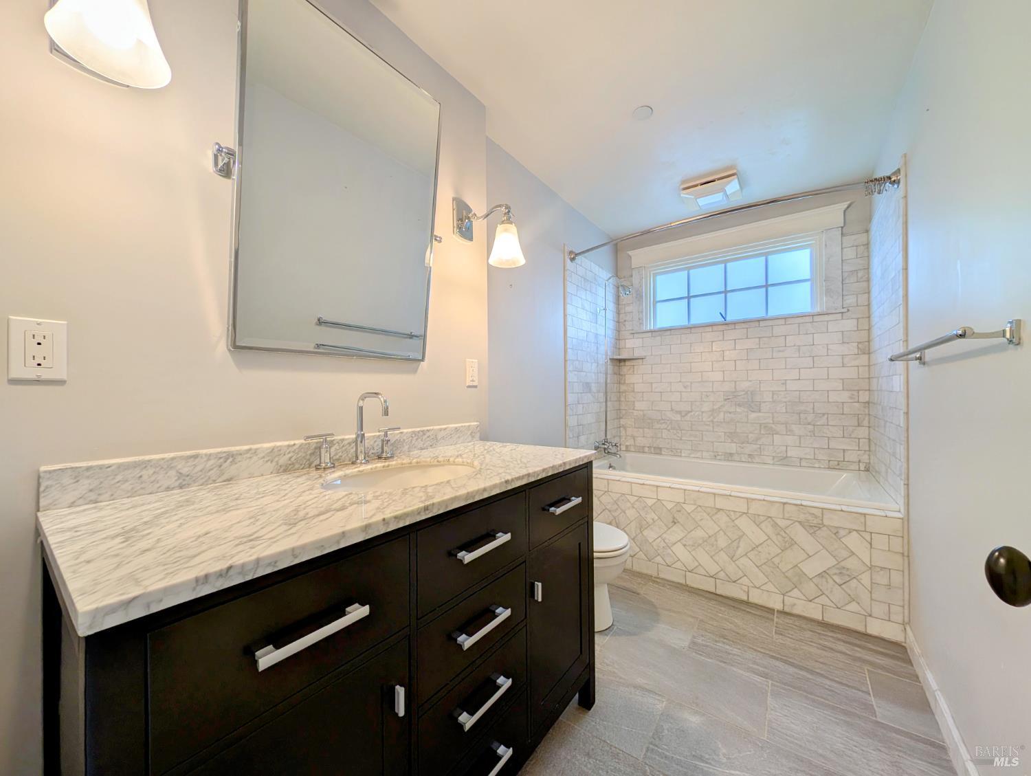 Detail Gallery Image 39 of 41 For 115 Sunnyside Ave, San Anselmo,  CA 94960 - 4 Beds | 3/1 Baths