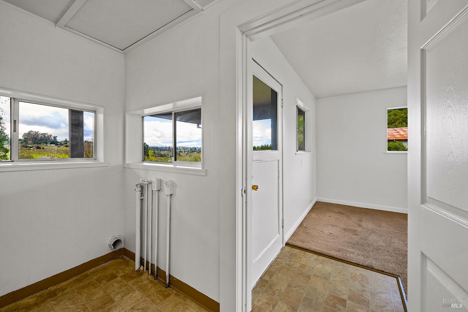 Detail Gallery Image 17 of 36 For 8400 Blackney Rd, Sebastopol,  CA 95472 - 2 Beds | 1 Baths