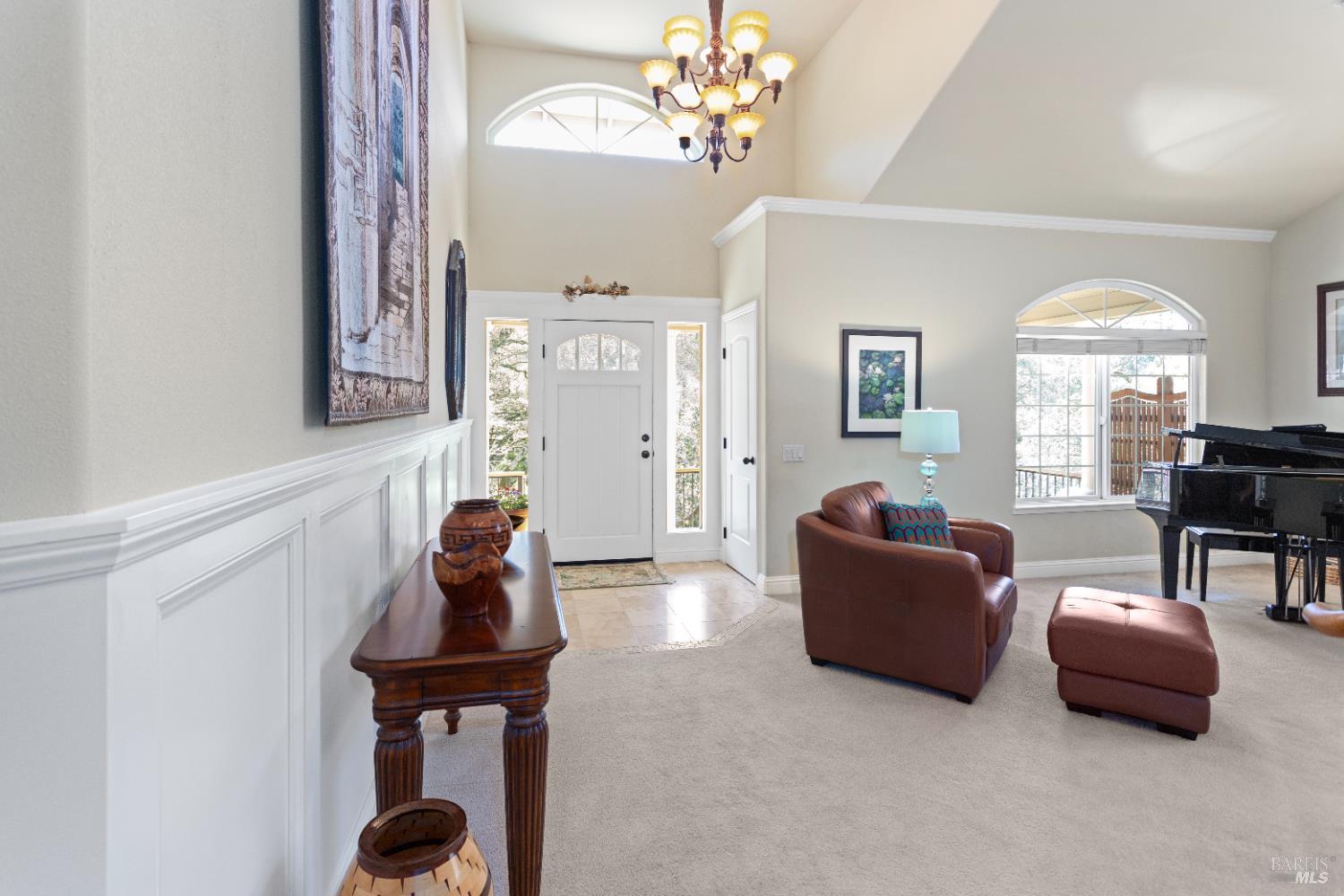 Detail Gallery Image 10 of 48 For 230 Clear Ridge Drive Dr, Healdsburg,  CA 95448 - 3 Beds | 2/1 Baths