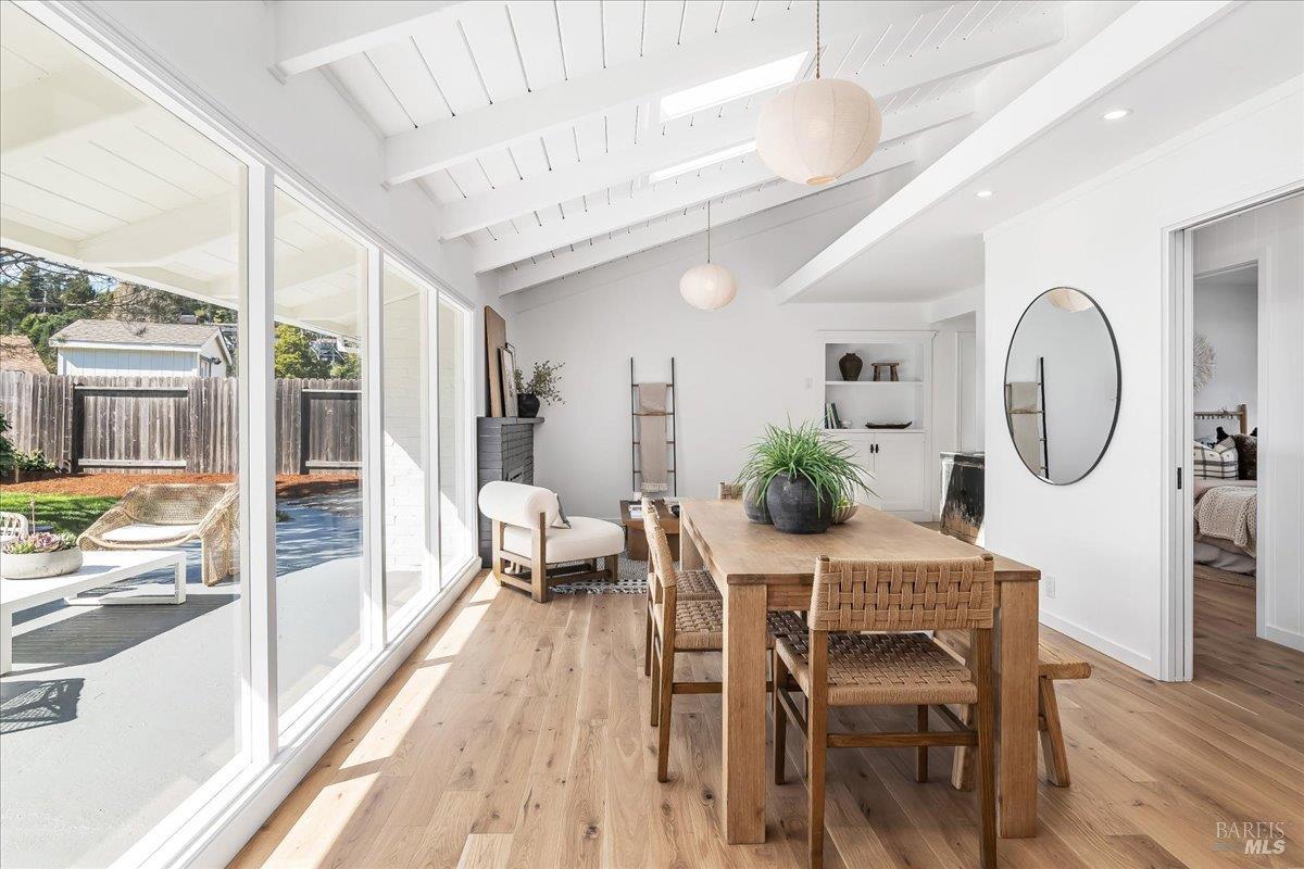 Detail Gallery Image 15 of 26 For 265 Cardinal Rd, Mill Valley,  CA 94941 - 3 Beds | 1 Baths