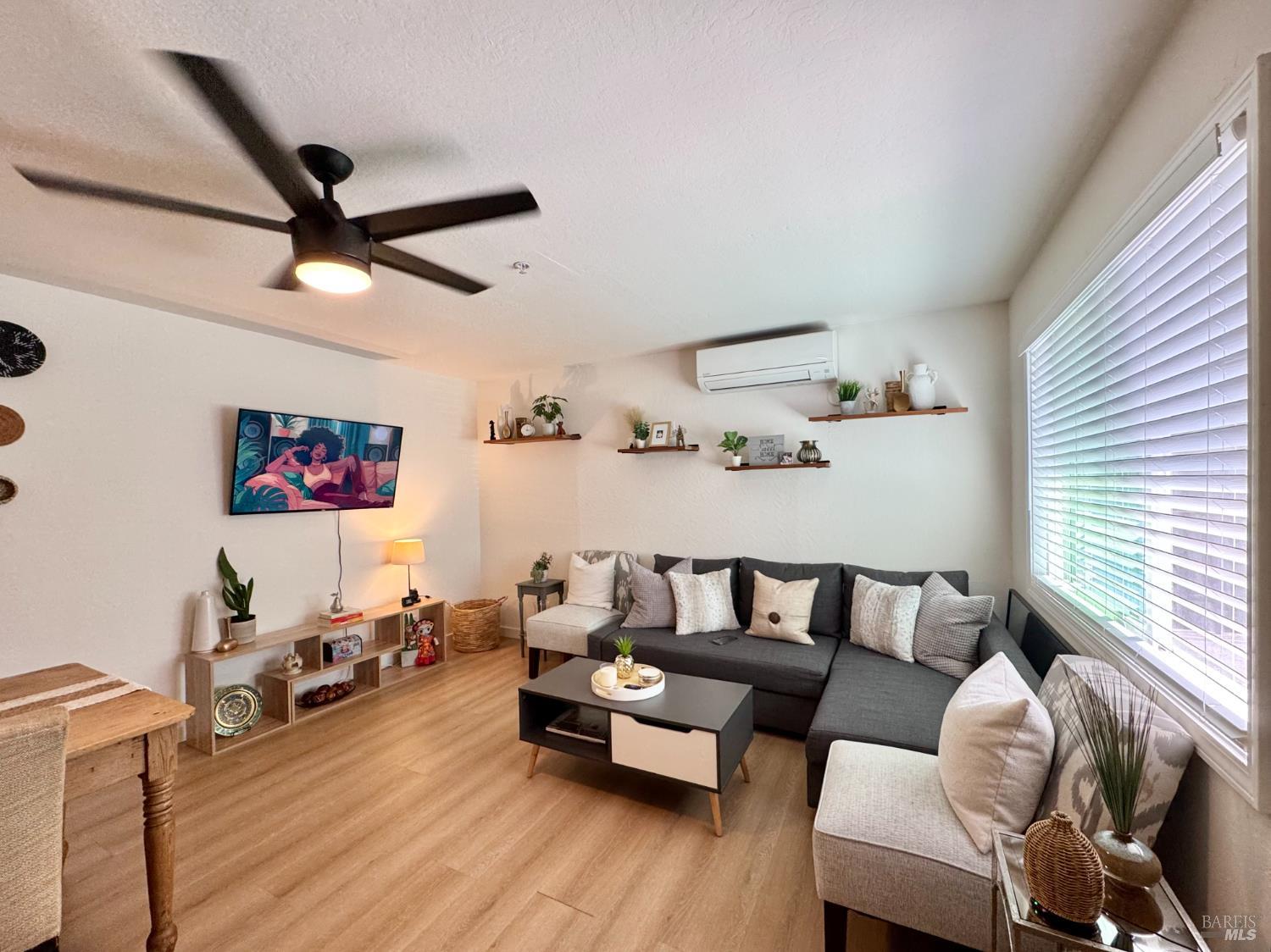 Detail Gallery Image 16 of 77 For 2831 Soscol Ave, Napa,  CA 94558 - – Beds | – Baths