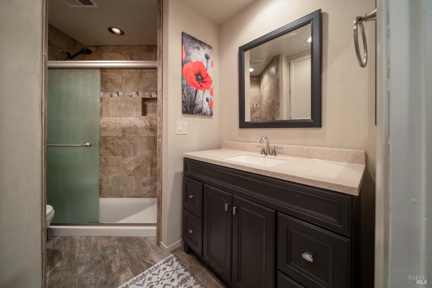 Detail Gallery Image 23 of 29 For 267 Sunridge Way, Vacaville,  CA 95688 - 4 Beds | 2/1 Baths