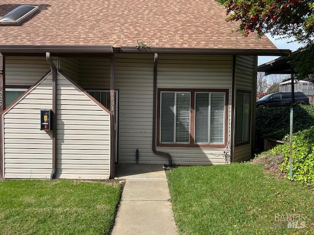 Detail Gallery Image 2 of 21 For 631 Military Dr, Benicia,  CA 94510 - 2 Beds | 1/1 Baths