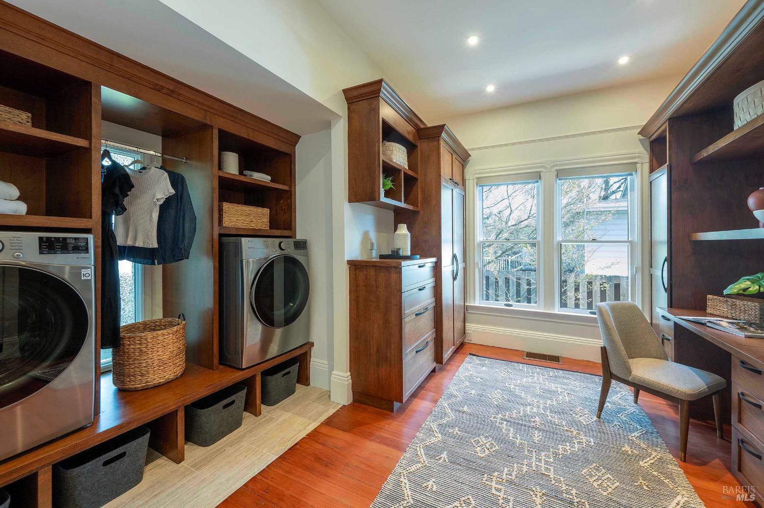 Detail Gallery Image 20 of 35 For 423 Matheson St, Healdsburg,  CA 95448 - 3 Beds | 2/2 Baths