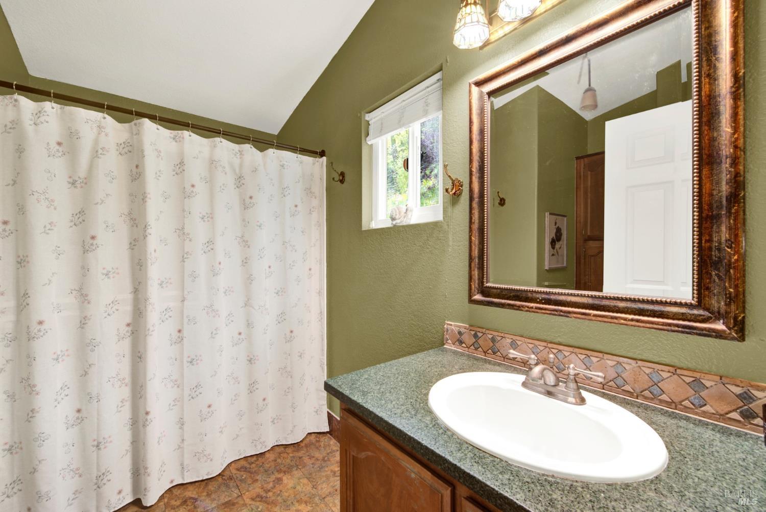 Detail Gallery Image 36 of 59 For 1021 Arroyo Grande Dr, Napa,  CA 94558 - 3 Beds | 2 Baths