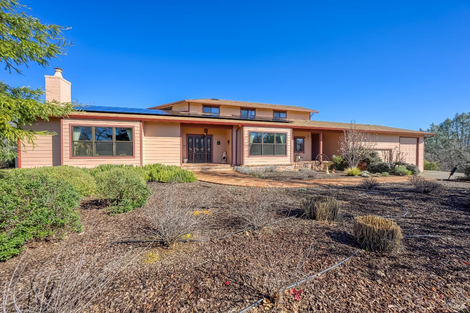 Detail Gallery Image 9 of 88 For 6535 Highland Springs Rd, Lakeport,  CA 95453 - 4 Beds | 3 Baths