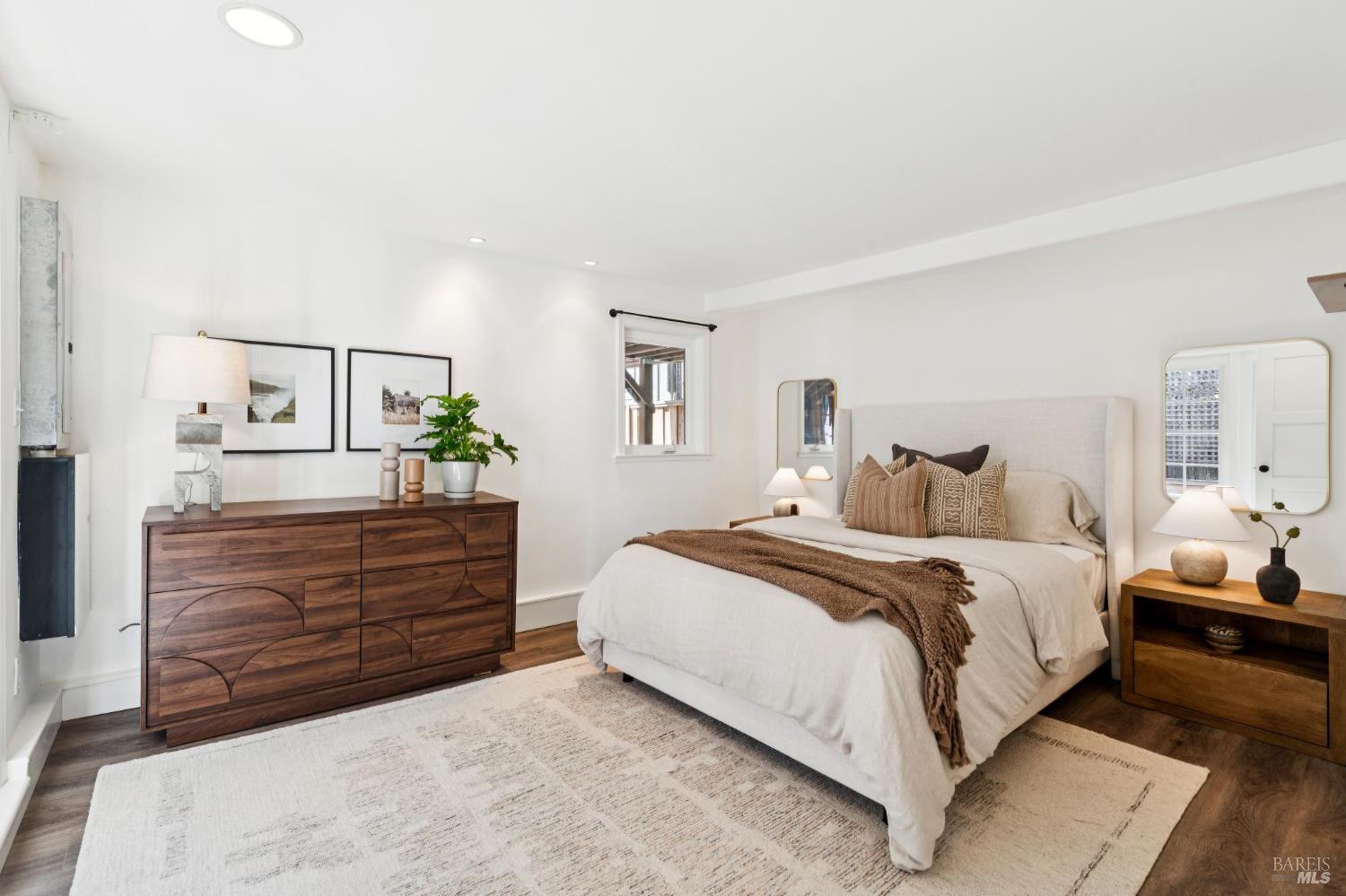 Detail Gallery Image 16 of 28 For 597 Ethel Ave, Mill Valley,  CA 94941 - 3 Beds | 2 Baths