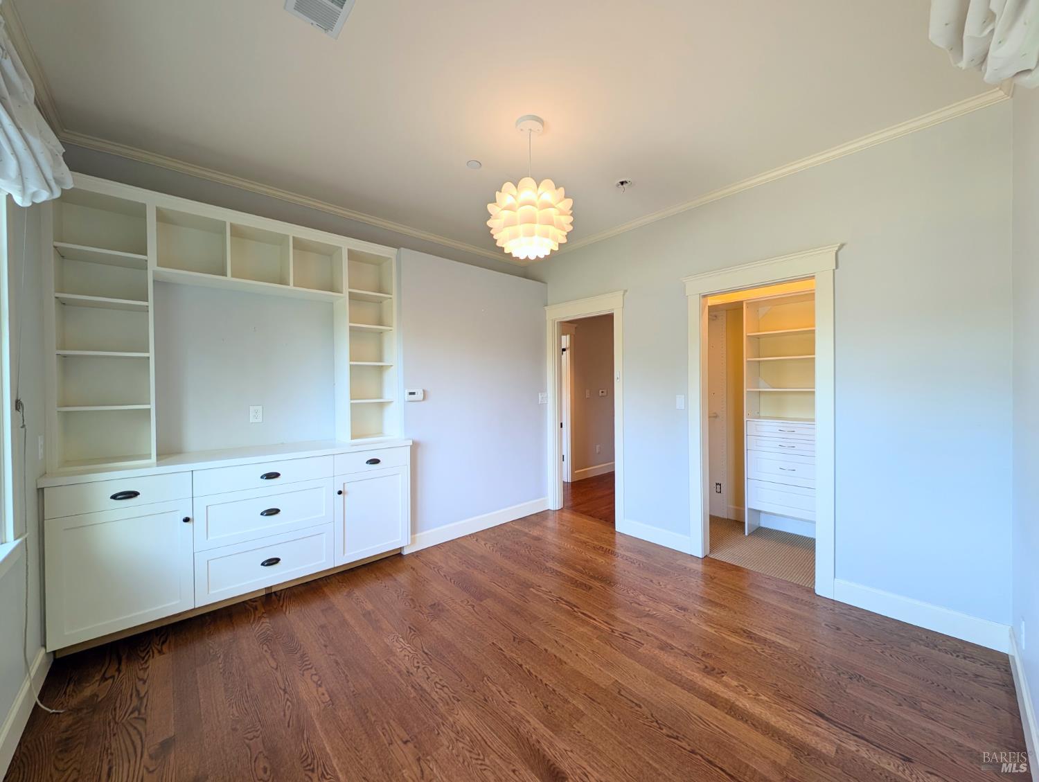 Detail Gallery Image 33 of 41 For 115 Sunnyside Ave, San Anselmo,  CA 94960 - 4 Beds | 3/1 Baths