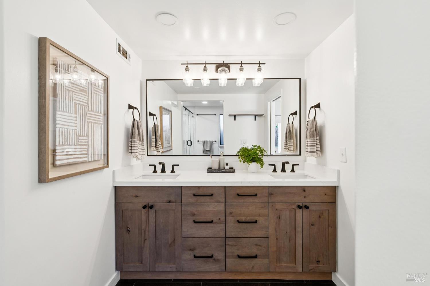 Detail Gallery Image 18 of 28 For 597 Ethel Ave, Mill Valley,  CA 94941 - 3 Beds | 2 Baths