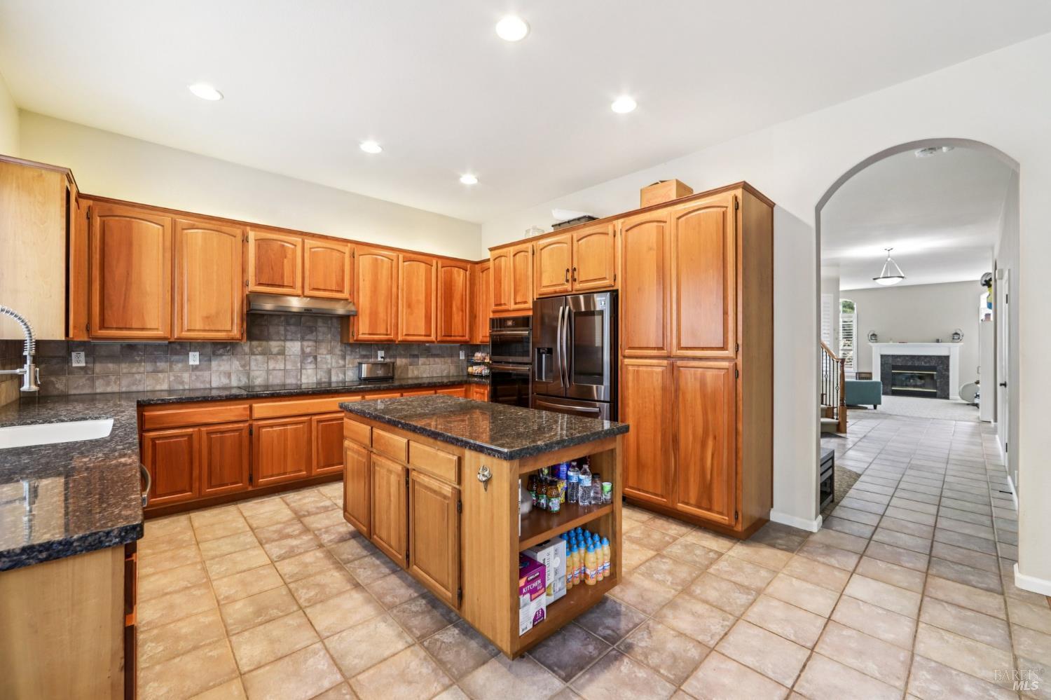 Detail Gallery Image 9 of 44 For 1444 Great Heron Dr, Santa Rosa,  CA 95409 - 4 Beds | 3 Baths