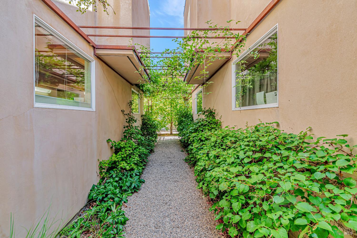 Detail Gallery Image 45 of 47 For 455 Florence Ave, Sebastopol,  CA 95472 - 1 Beds | 2/1 Baths