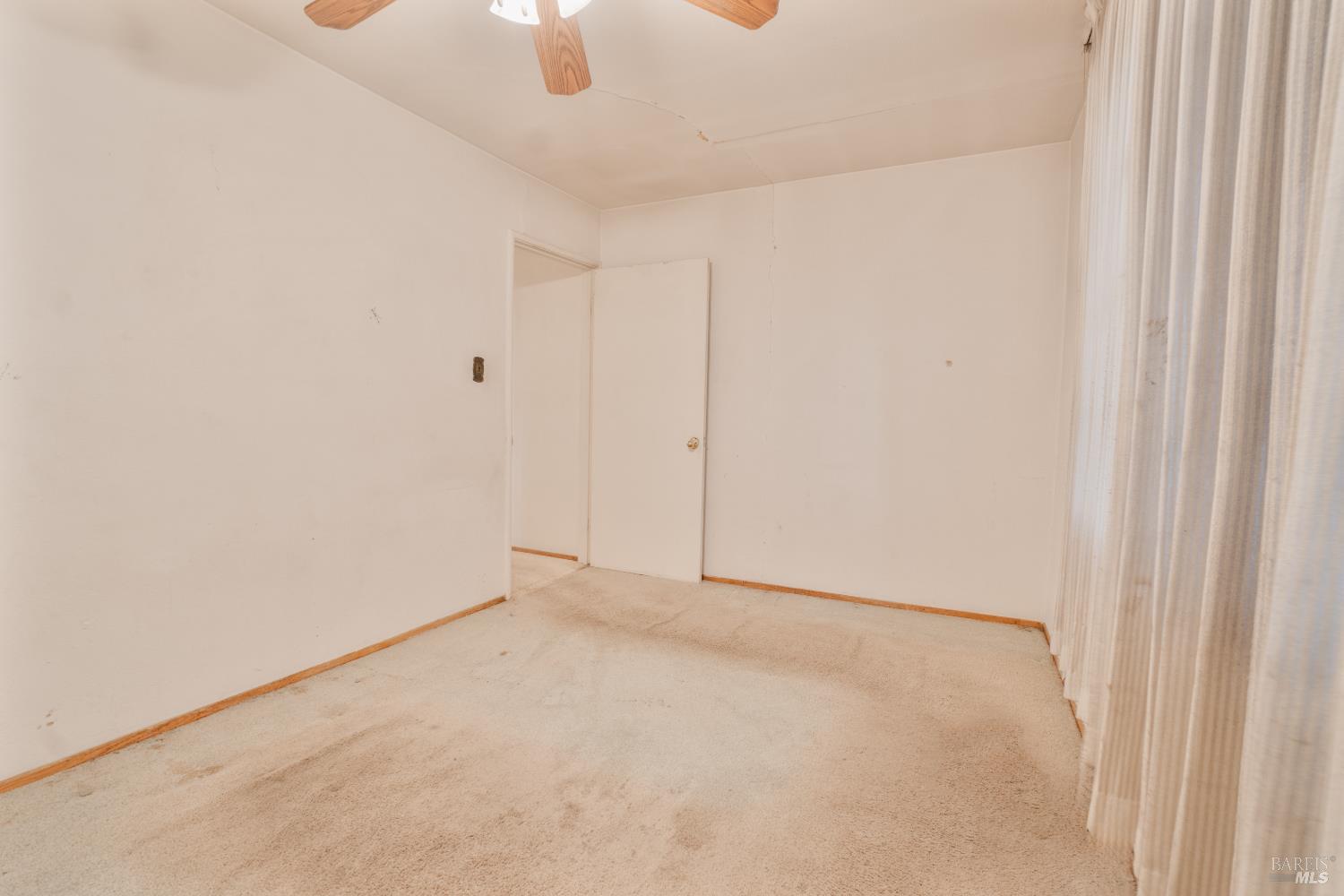 Detail Gallery Image 16 of 22 For 901 Carpino Ave, Pittsburg,  CA 94565 - 3 Beds | 1 Baths