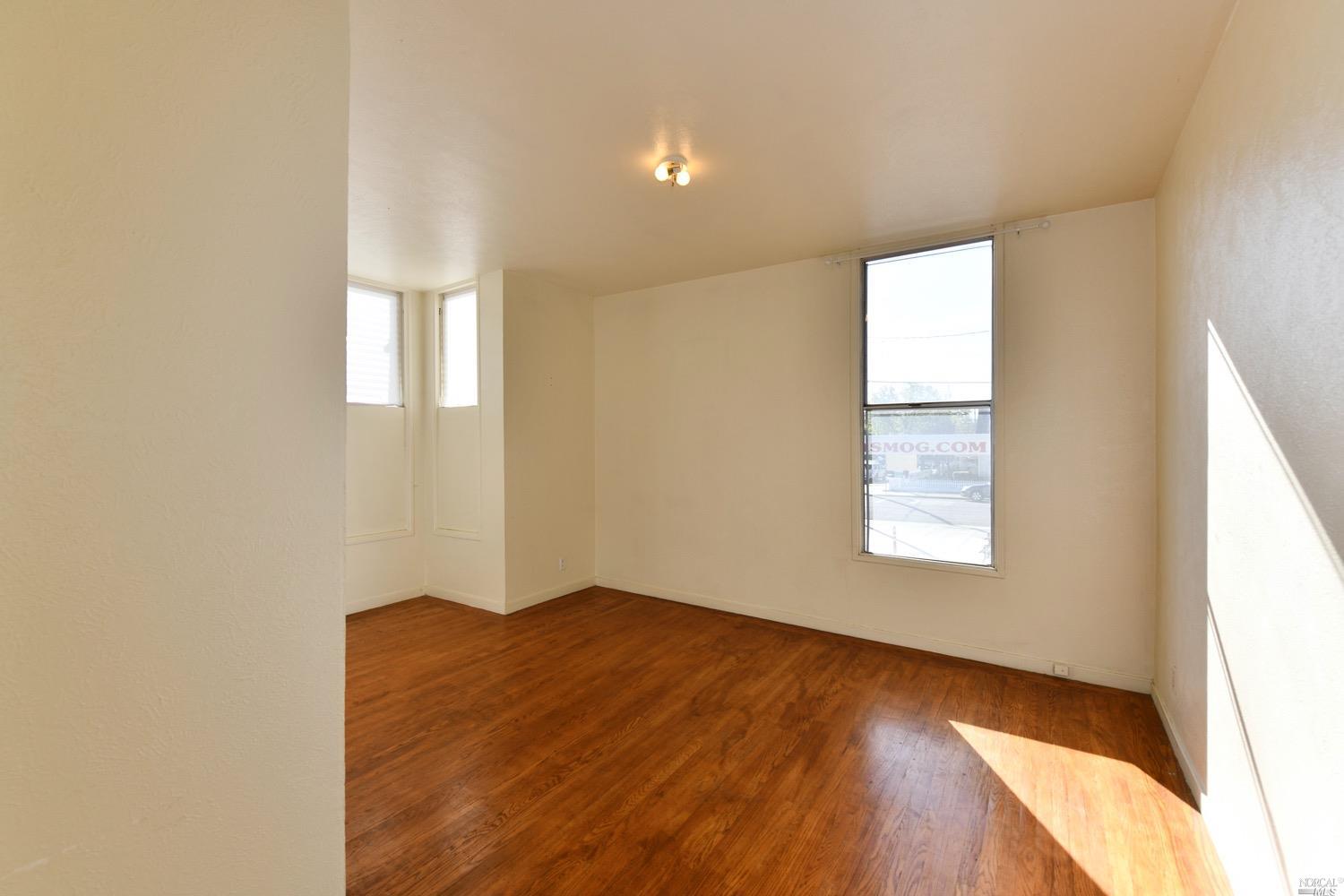 Detail Gallery Image 26 of 59 For 1519 Main St, Napa,  CA 94559 - – Beds | – Baths