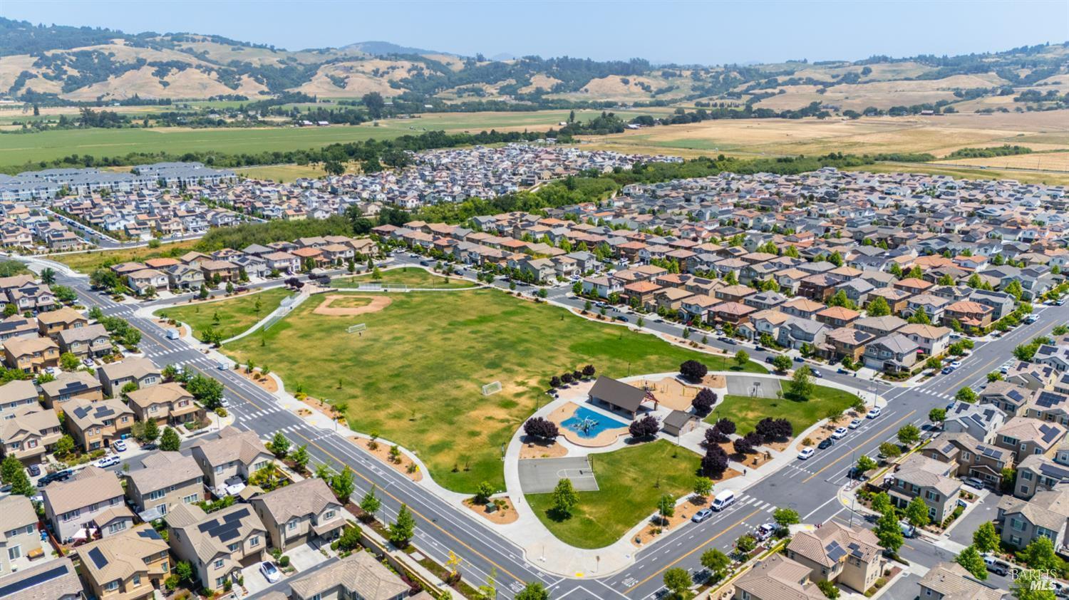 Detail Gallery Image 44 of 47 For 6083 Oak Leaf Pl, Rohnert Park,  CA 94928 - 4 Beds | 2/1 Baths