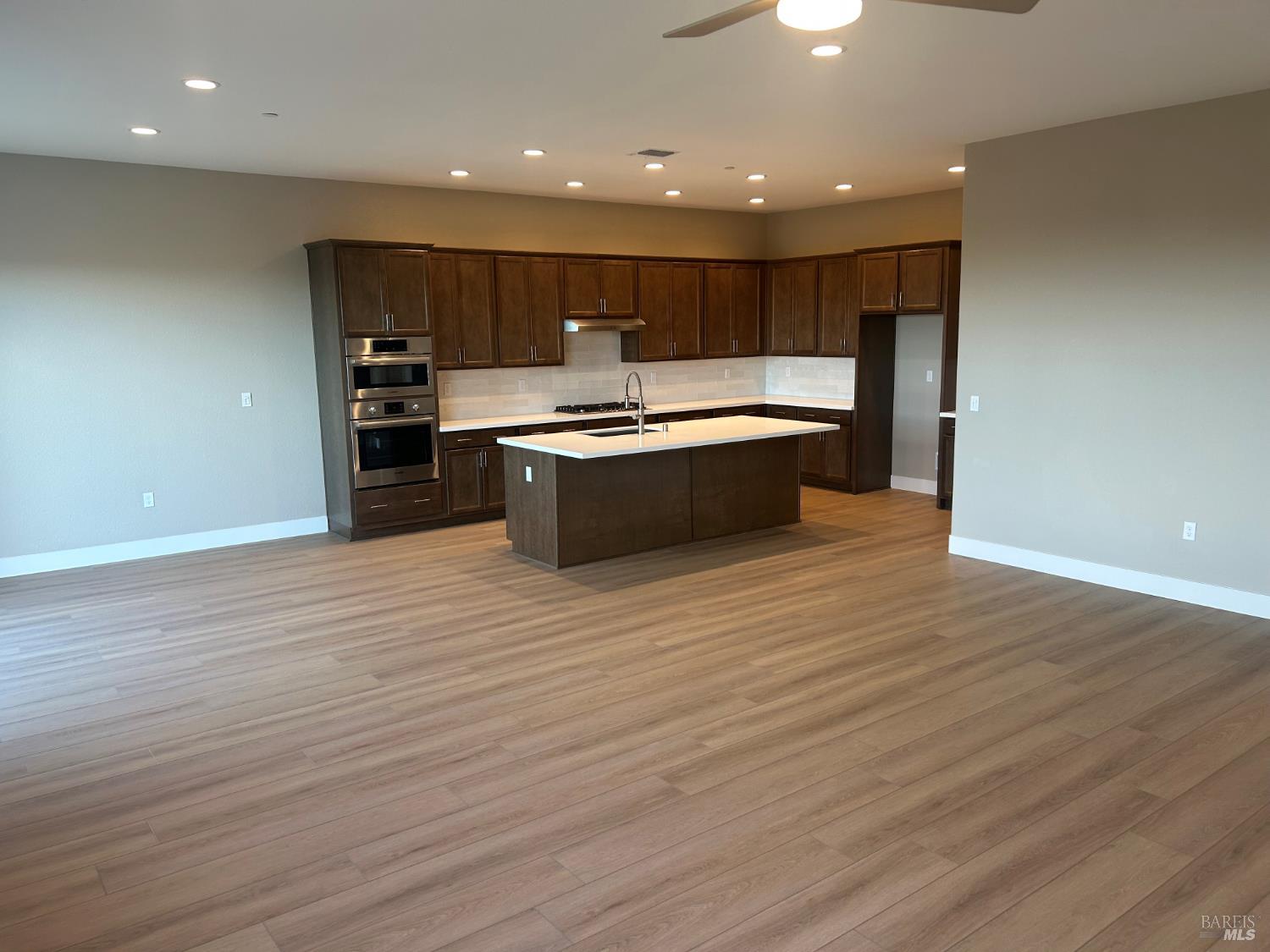 Detail Gallery Image 5 of 13 For 840 Baker Cir, Oakley,  CA 94561 - 4 Beds | 3 Baths