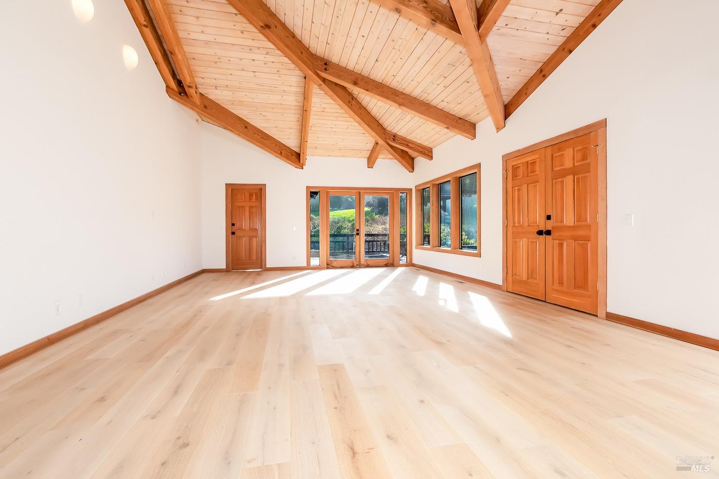 Detail Gallery Image 16 of 51 For 45460 Indian Shoals Rd, Mendocino,  CA 95460 - 4 Beds | 4 Baths