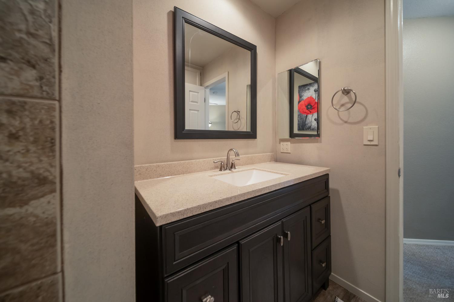 Detail Gallery Image 21 of 29 For 267 Sunridge Way, Vacaville,  CA 95688 - 4 Beds | 2/1 Baths