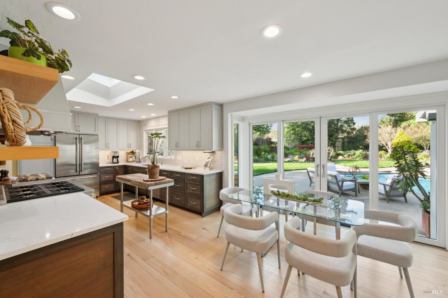 Detail Gallery Image 16 of 53 For 1222 Apple Tree Ct, Sonoma,  CA 95476 - 3 Beds | 3 Baths