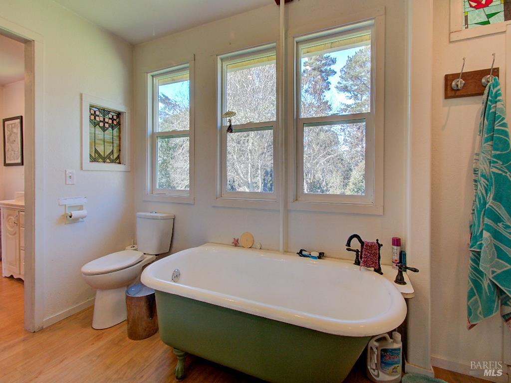 Detail Gallery Image 18 of 52 For 14100 Prairie Way, Mendocino,  CA 95460 - 2 Beds | 2 Baths