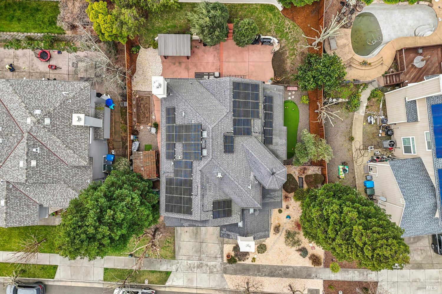 Detail Gallery Image 38 of 44 For 1444 Great Heron Dr, Santa Rosa,  CA 95409 - 4 Beds | 3 Baths