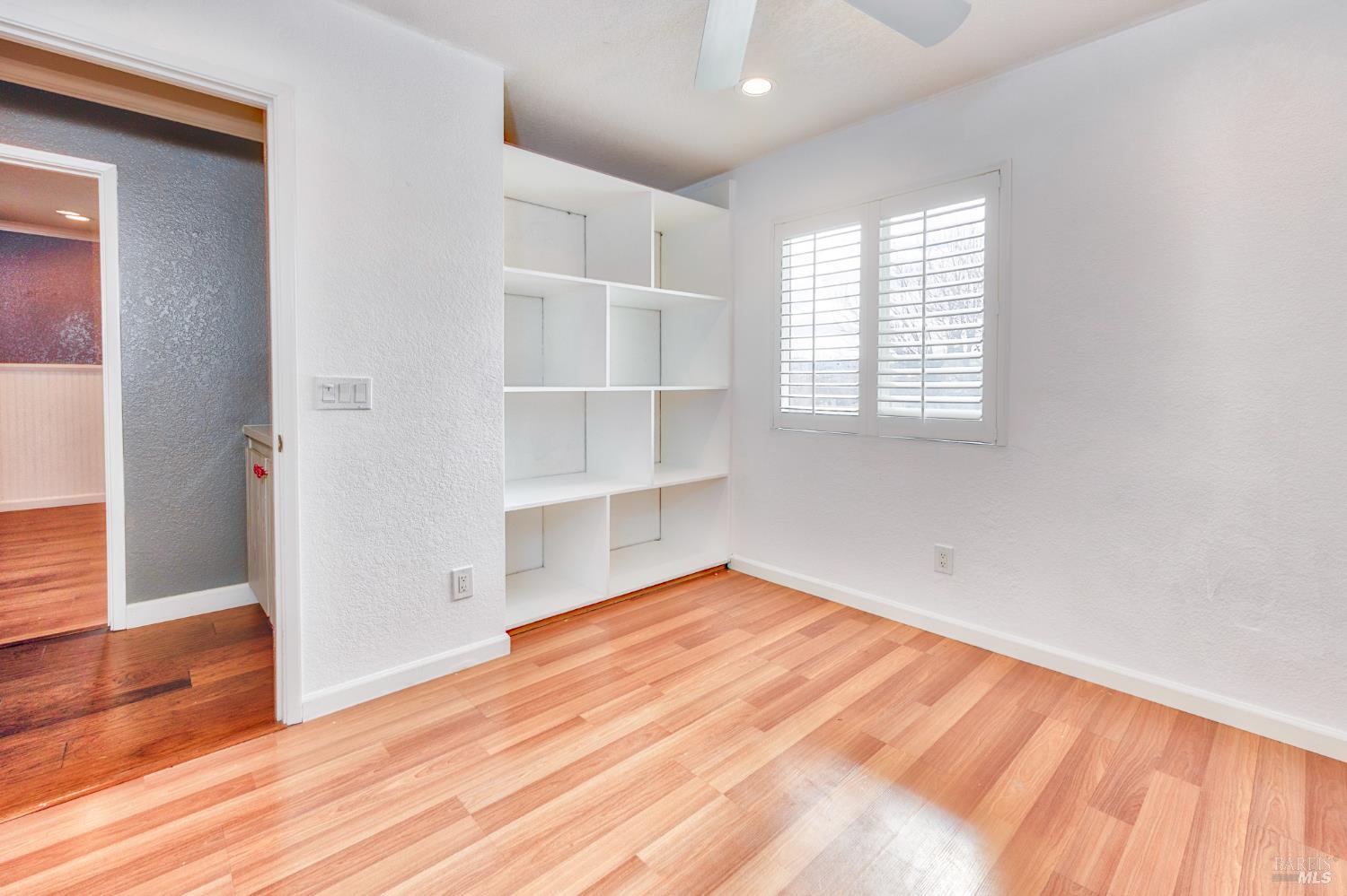 Detail Gallery Image 19 of 24 For 1168 Wieling Way, Petaluma,  CA 94954 - 4 Beds | 2/1 Baths