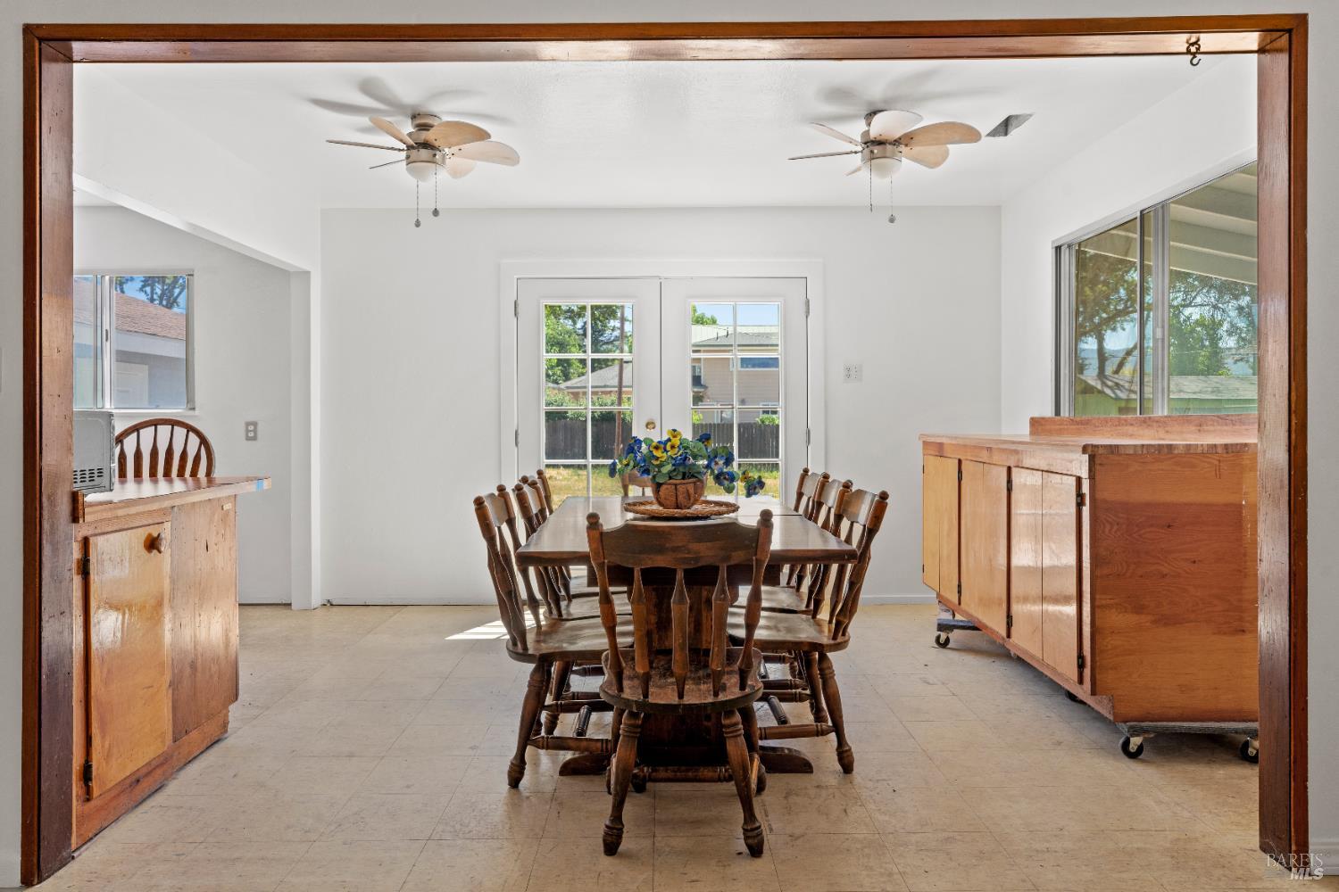 Detail Gallery Image 7 of 27 For 411 Milani Dr, Ukiah,  CA 95482 - 4 Beds | 2 Baths