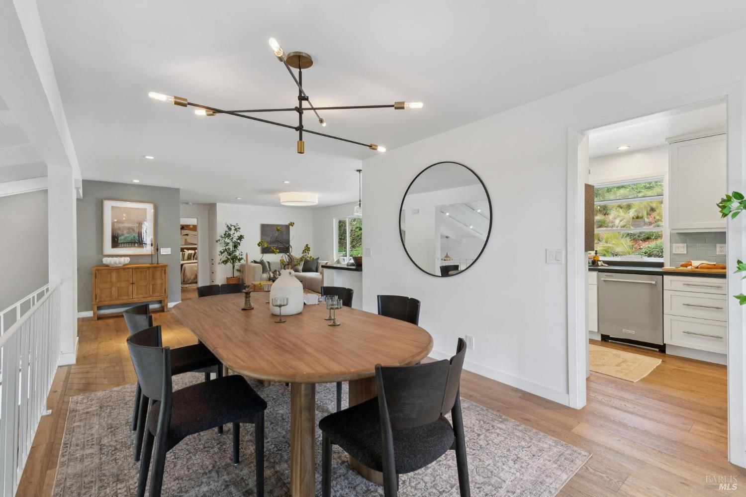 Detail Gallery Image 26 of 73 For 119 Bretano Way, Greenbrae,  CA 94904 - 4 Beds | 3 Baths