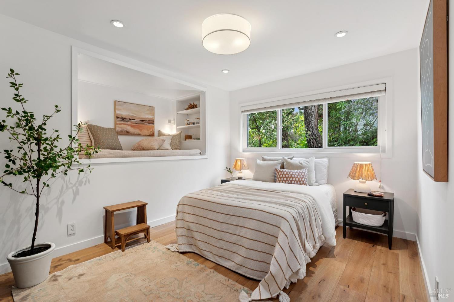 Detail Gallery Image 35 of 73 For 119 Bretano Way, Greenbrae,  CA 94904 - 4 Beds | 3 Baths