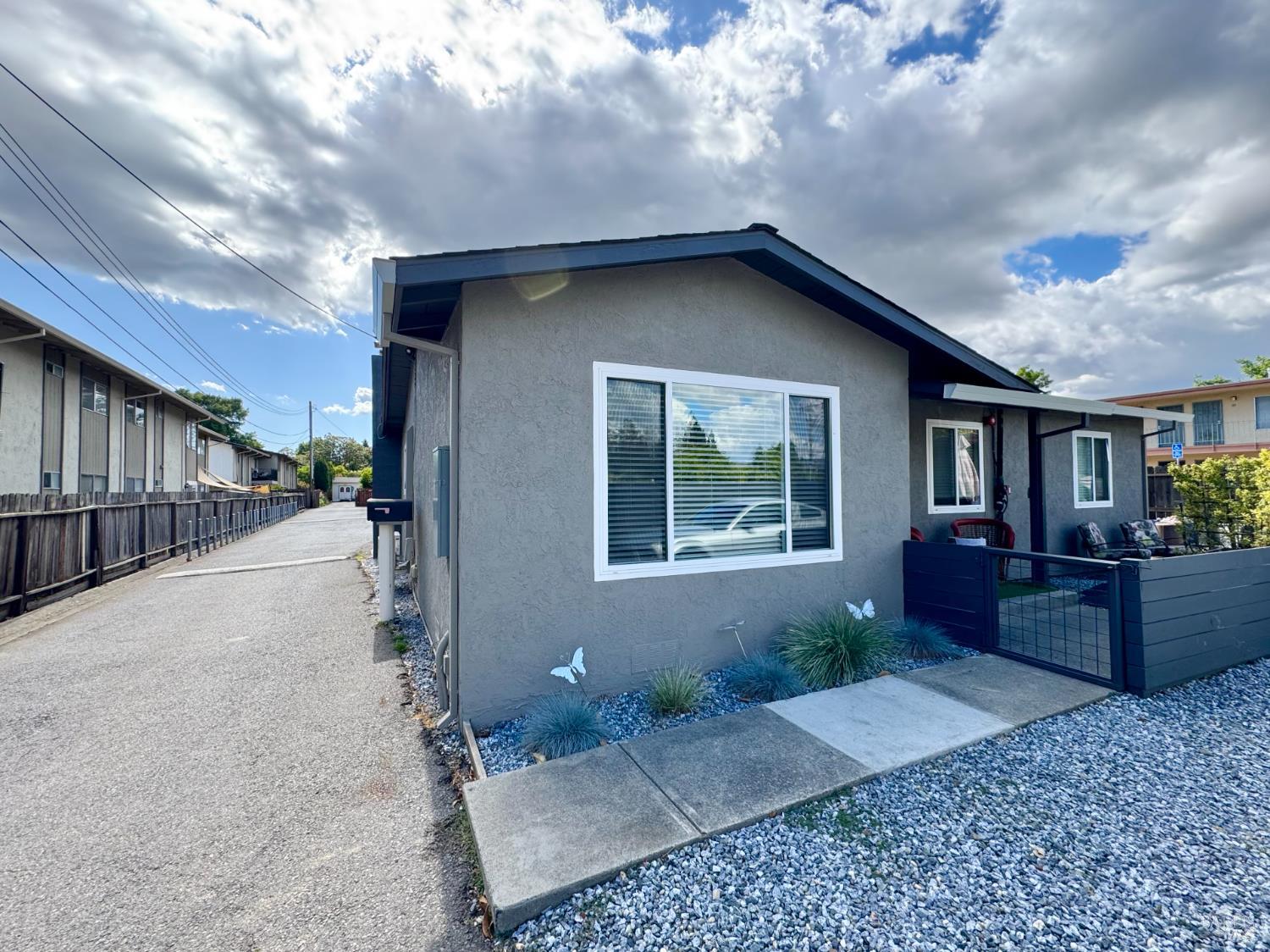 Detail Gallery Image 11 of 77 For 2831 Soscol Ave, Napa,  CA 94558 - – Beds | – Baths