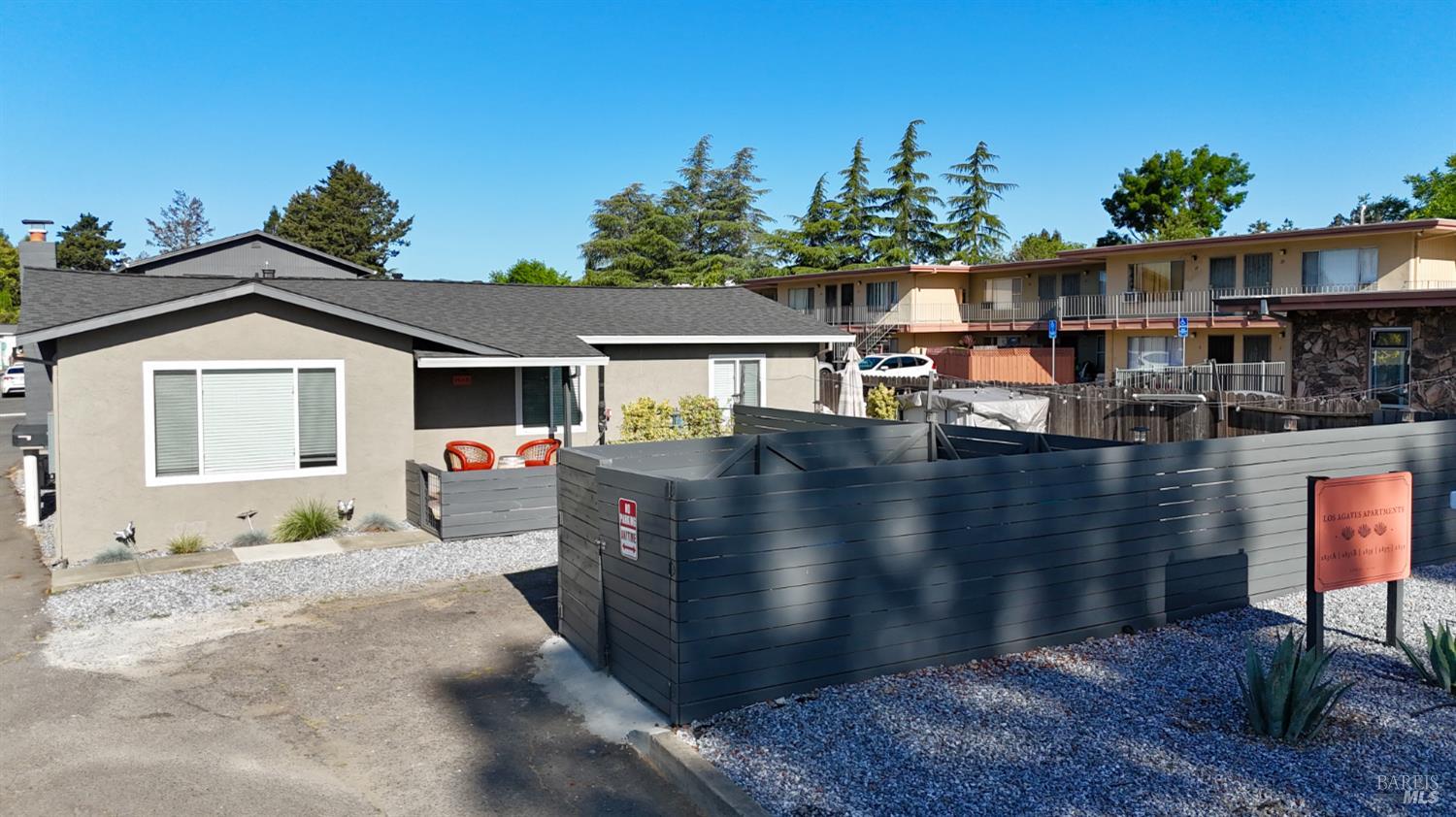 Detail Gallery Image 4 of 77 For 2831 Soscol Ave, Napa,  CA 94558 - – Beds | – Baths